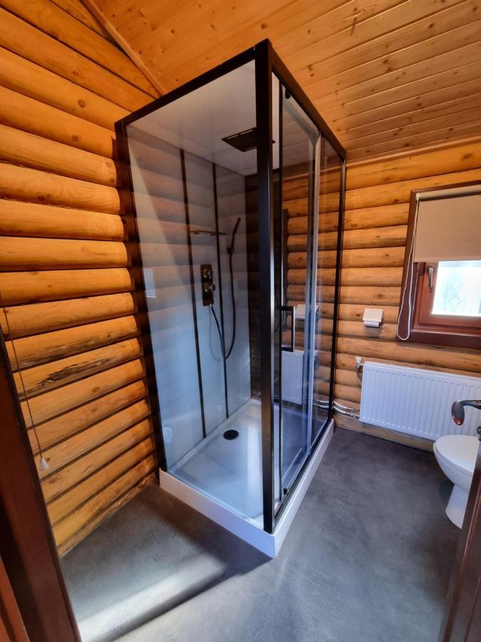 Finse Woning Op Camping De Tulpenweide Breezand Экстерьер фото